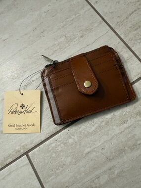 Patricia Nash Tan Leather Card Case with Snap..nwt..cassis